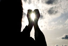 华体会首选平台-迈凯伦翻盘威廉姆斯，勒克莱尔扛起全队的简单介绍