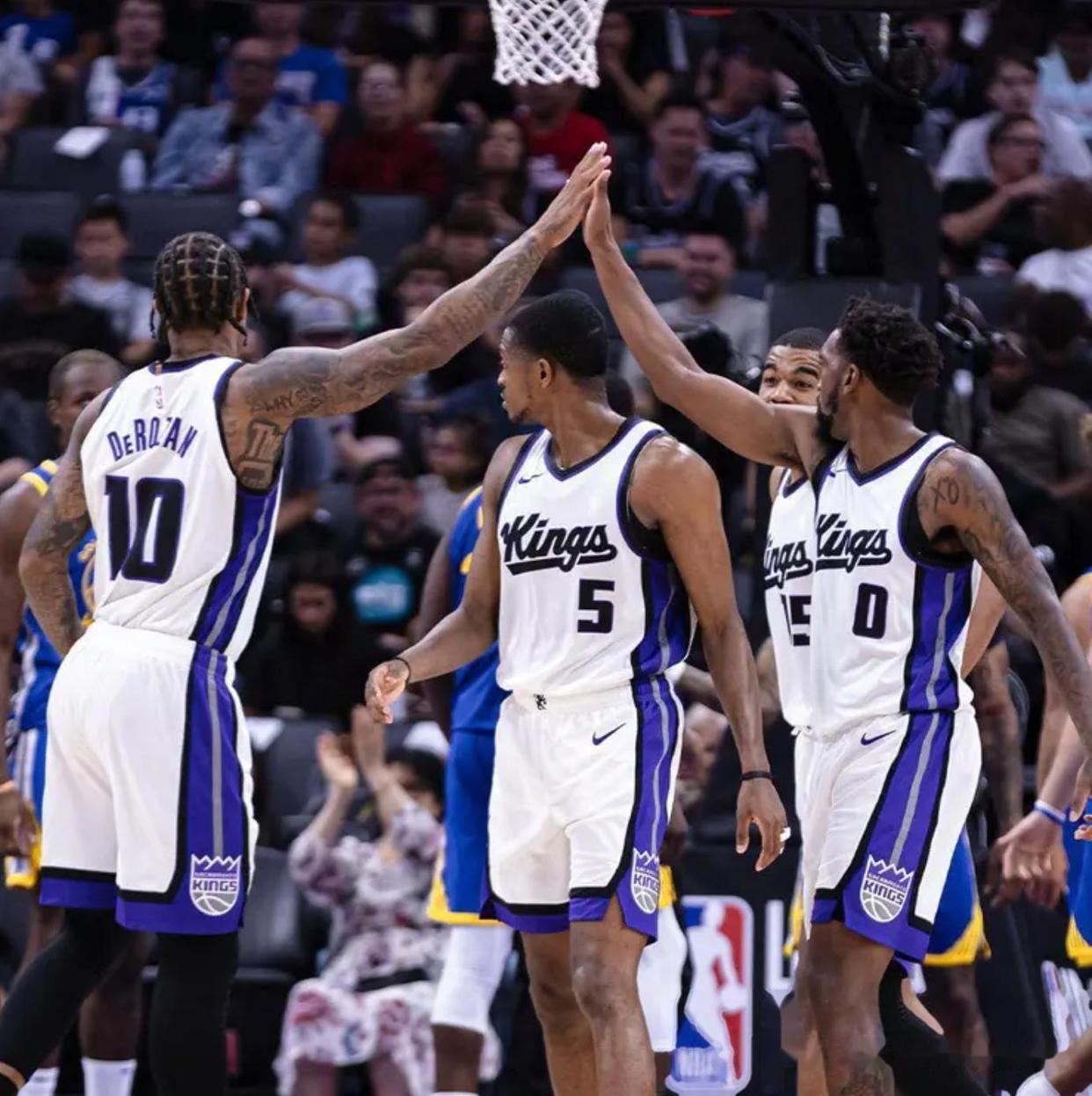 国王队遭遇惨败,防守明显不足 国王队遭遇惨败,防守明显不足