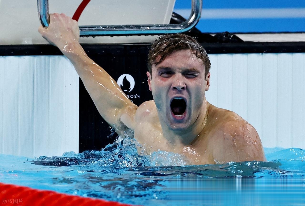 美国游泳选手创造历史，奋勇夺冠