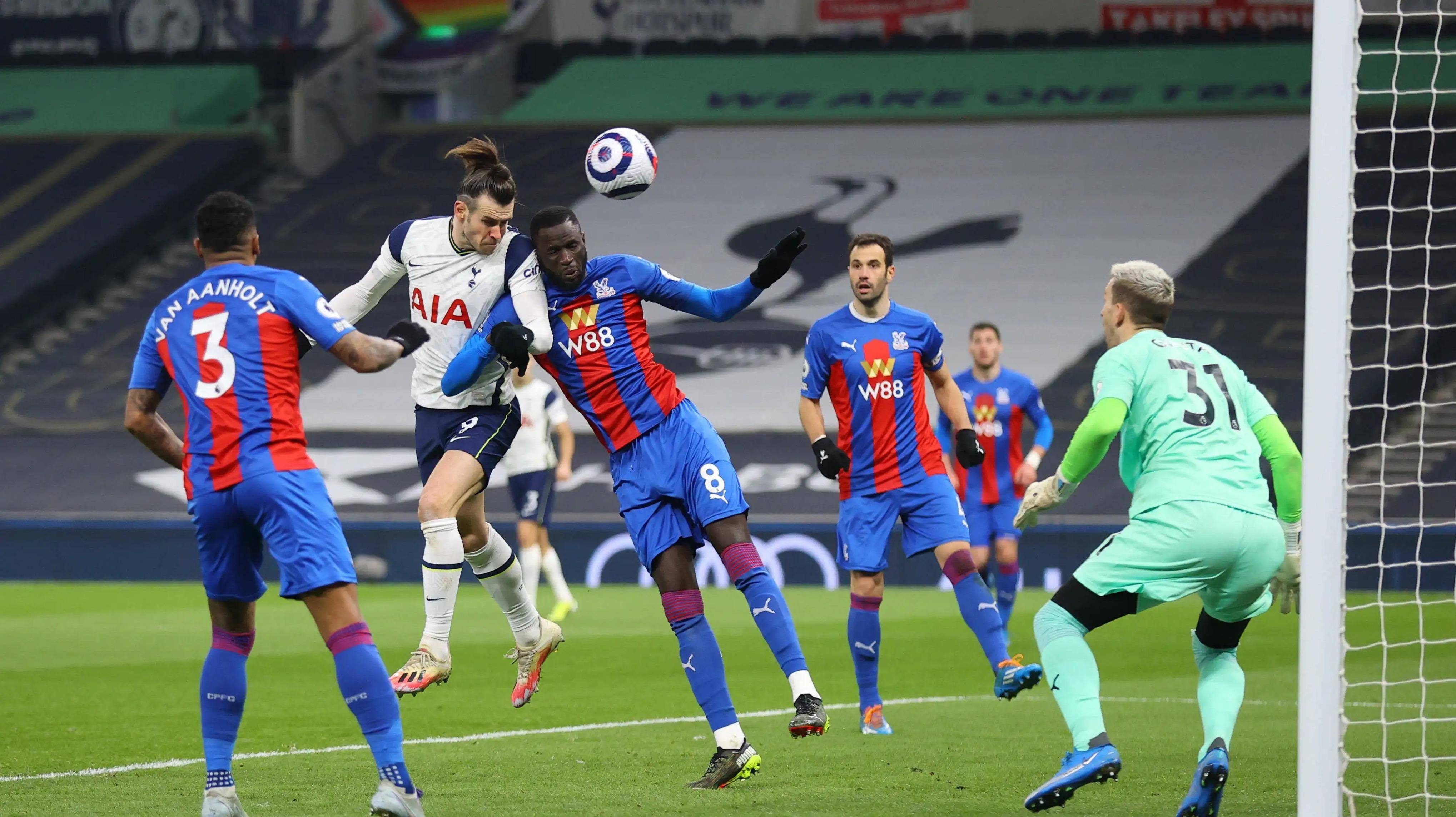 包含莱比锡红牛主场大胜，积分榜上升的词条