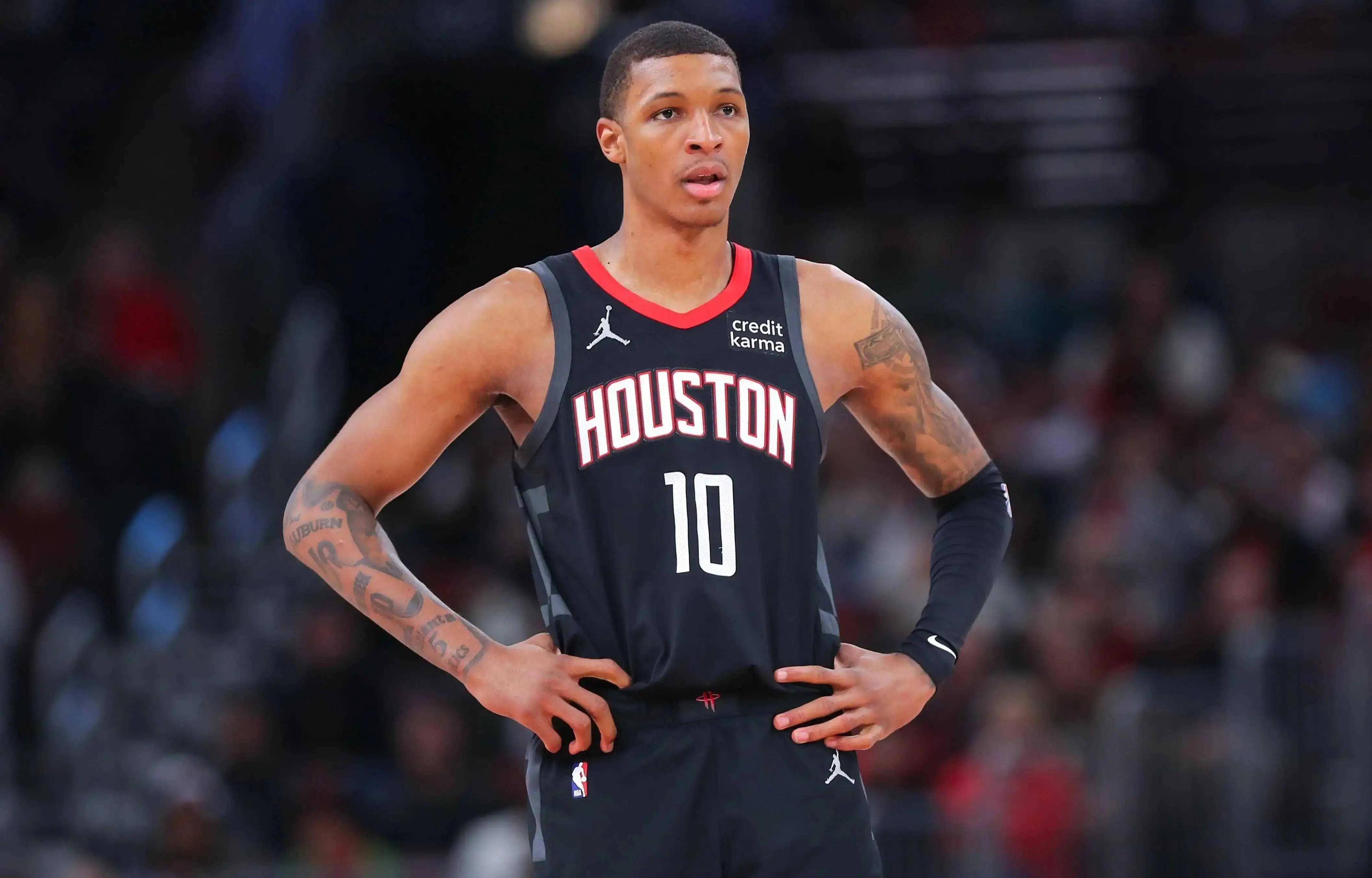 关于火箭老将伤愈归队,助力球队逆转比分的信息 关于火箭老将伤愈归队,助力球队逆转比分的信息