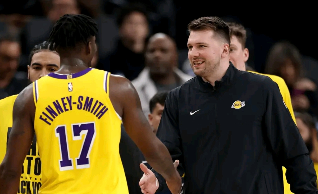 关于灰熊负于猛龙，遭遇两连败的信息