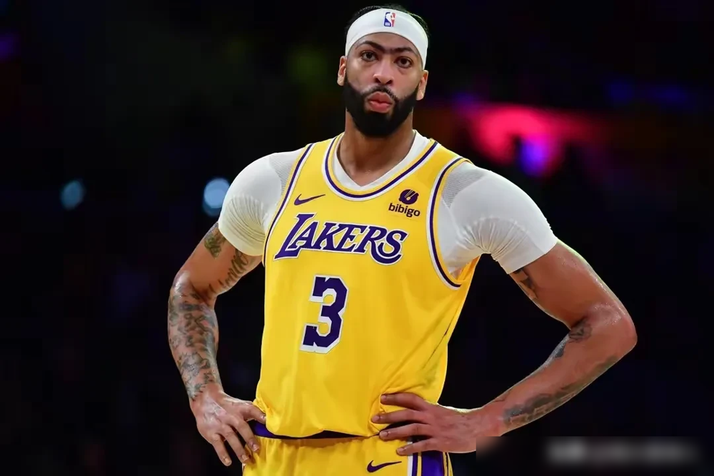 尼克斯负于湖人,戴维斯再次砍下30+继续领跑得分榜 尼克斯负于湖人,戴维斯再次砍下30+继续领跑得分榜